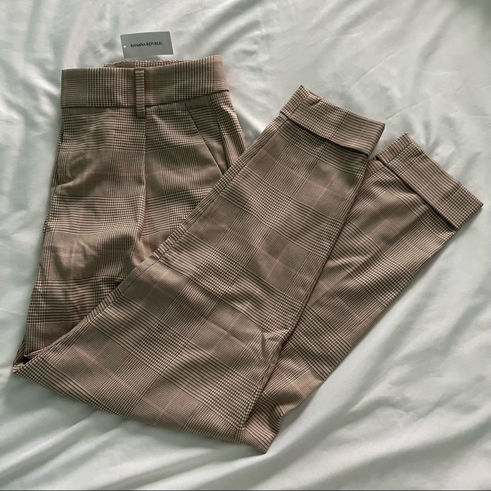 NWT Banana Republic Pleated Beige Plaid Ankle Dress Pants